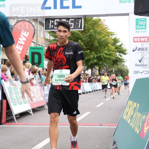 21.09.2025 - PSD Bank Halbmarathon Strokosch-Dieckow http://msf.ph/oto/8921017 21.09.2025 11:57:14 Ziel 1035, 1393, 1703, 1959, 2197, 2242, 2566, 2649, 2659, 3209, 3988 meine-sportfotos.de