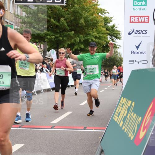 21.09.2025 - PSD Bank Halbmarathon Strokosch-Dieckow http://msf.ph/oto/8921035 21.09.2025 11:57:19 Ziel 1337, 1746, 1959, 2197, 2277, 2649, 2659, 3110, 3988, 4025 meine-sportfotos.de