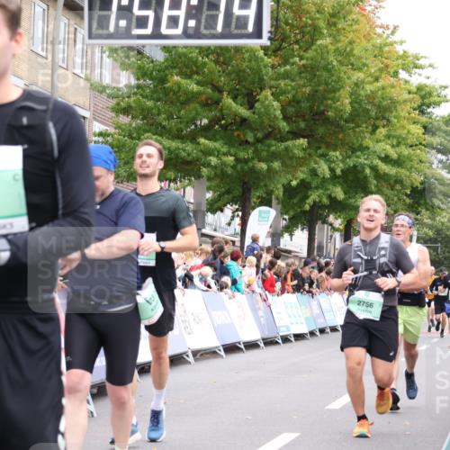 21.09.2025 - PSD Bank Halbmarathon Strokosch-Dieckow http://msf.ph/oto/8921116 21.09.2025 11:57:38 Ziel 1223, 1397, 2319, 2592, 2598, 2756, 3945, 4059, 4061 meine-sportfotos.de
