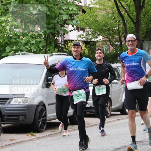 21.09.2025 - PSD Bank Halbmarathon Luisa Fischer http://msf.ph/oto/8921206 21.09.2025 12:03:22 Laufen 070, 1704, 1025, 3019, 3573, 3462 meine-sportfotos.de