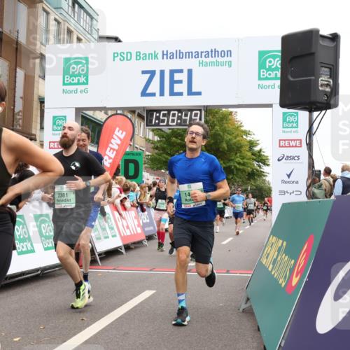 21.09.2025 - PSD Bank Halbmarathon Strokosch-Dieckow http://msf.ph/oto/8921330 21.09.2025 11:58:12 Ziel 1028, 1158, 1411, 1444, 1696, 2170, 2282, 2381, 2389, 2491, 2546, 2627, 3510, 4041 meine-sportfotos.de