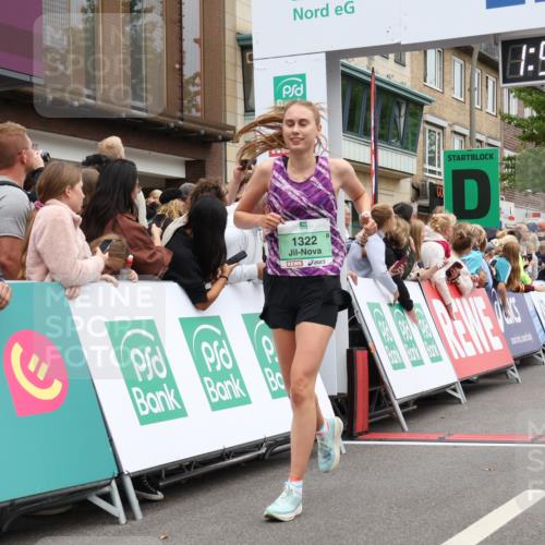 21.09.2025 - PSD Bank Halbmarathon Strokosch-Dieckow http://msf.ph/oto/8921501 21.09.2025 11:58:31 Ziel 1322, 1348, 1611, 2343, 2637, 3080, 3960 meine-sportfotos.de