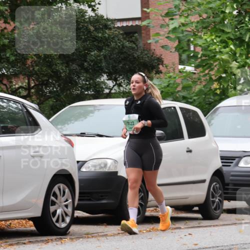 21.09.2025 - PSD Bank Halbmarathon Luisa Fischer http://msf.ph/oto/8921653 21.09.2025 12:06:02 Laufen 3122 meine-sportfotos.de