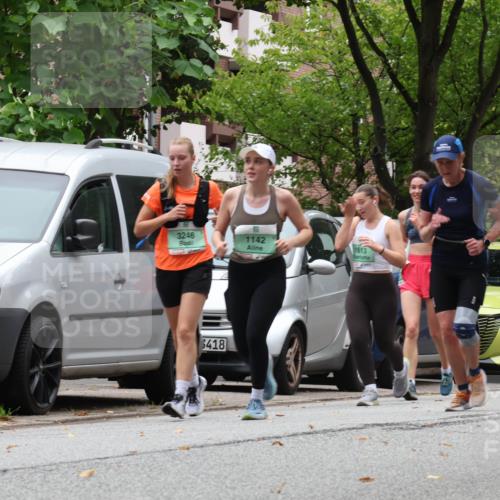 21.09.2025 - PSD Bank Halbmarathon Luisa Fischer http://msf.ph/oto/8921683 21.09.2025 12:06:25 Laufen 3246, 1142, 1613, 6418 meine-sportfotos.de