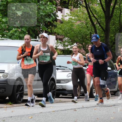 21.09.2025 - PSD Bank Halbmarathon Luisa Fischer http://msf.ph/oto/8921686 21.09.2025 12:06:26 Laufen 3246, 1142, 1613, 3418 meine-sportfotos.de