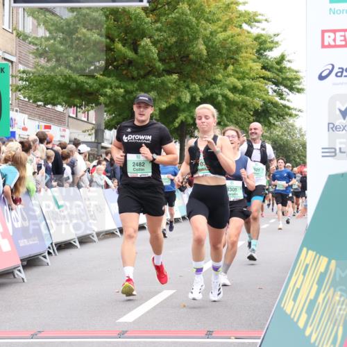 21.09.2025 - PSD Bank Halbmarathon Strokosch-Dieckow http://msf.ph/oto/8921695 21.09.2025 11:58:46 Ziel 1107, 1275, 1276, 2289, 2324, 2482, 2622, 2826, 2858, 2961, 3032, 3092, 3170, 3301, 3521 meine-sportfotos.de