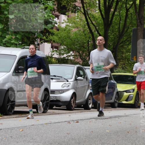 21.09.2025 - PSD Bank Halbmarathon Luisa Fischer http://msf.ph/oto/8921716 21.09.2025 12:06:33 Laufen 3445, 418, 62489, 3642, 2840 meine-sportfotos.de