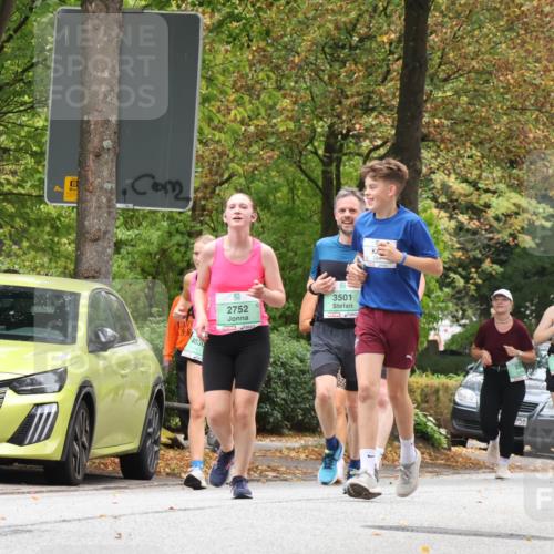 21.09.2025 - PSD Bank Halbmarathon Luisa Fischer http://msf.ph/oto/8921753 21.09.2025 12:06:40 Laufen 1682, 4030, 2752, 3501, 256, 150, 3672, 3385, 1552 meine-sportfotos.de