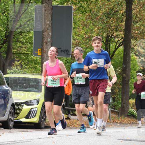 21.09.2025 - PSD Bank Halbmarathon Luisa Fischer http://msf.ph/oto/8921758 21.09.2025 12:06:41 Laufen 2752, 3501, 99, 3347, 3672, 385 meine-sportfotos.de