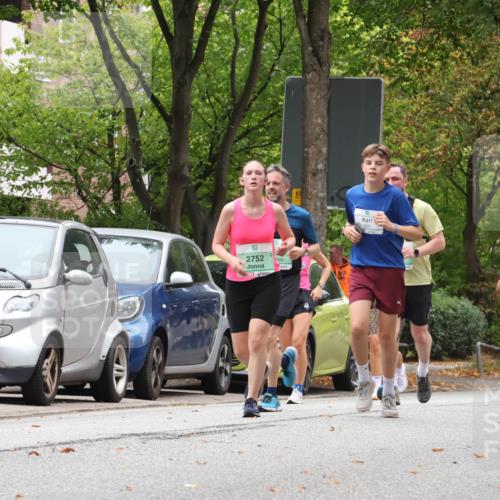 21.09.2025 - PSD Bank Halbmarathon Luisa Fischer http://msf.ph/oto/8921762 21.09.2025 12:06:42 Laufen 682, 3418, 2752, 3672, 3385 meine-sportfotos.de