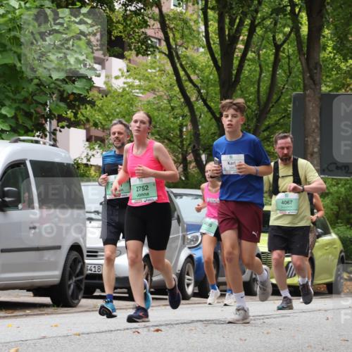 21.09.2025 - PSD Bank Halbmarathon Luisa Fischer http://msf.ph/oto/8921771 21.09.2025 12:06:44 Laufen 6418, 2752, 4030, 399, 4067, 3, 334, 3672 meine-sportfotos.de