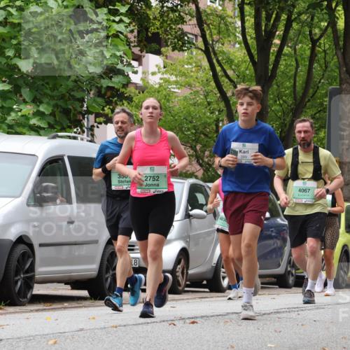 21.09.2025 - PSD Bank Halbmarathon Luisa Fischer http://msf.ph/oto/8921774 21.09.2025 12:06:44 Laufen 350, 2752, 4030, 18, 399, 4067, 3341 meine-sportfotos.de