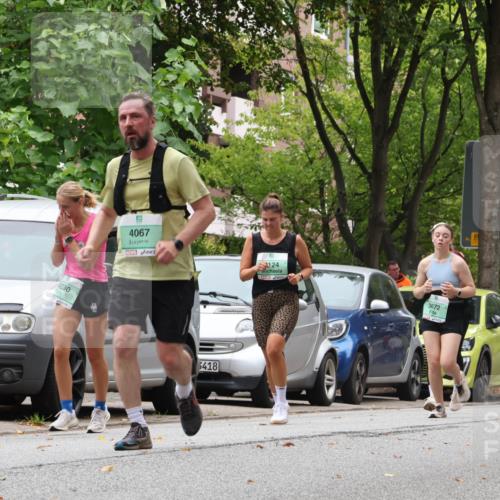 21.09.2025 - PSD Bank Halbmarathon Luisa Fischer http://msf.ph/oto/8921791 21.09.2025 12:06:47 Laufen 4030, 4067, 124, 418, 3672, 3385 meine-sportfotos.de