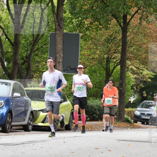 21.09.2025 - PSD Bank Halbmarathon Luisa Fischer http://msf.ph/oto/8921814 21.09.2025 12:06:51 Laufen 3385, 1552, 1474, 3690, 2956 meine-sportfotos.de