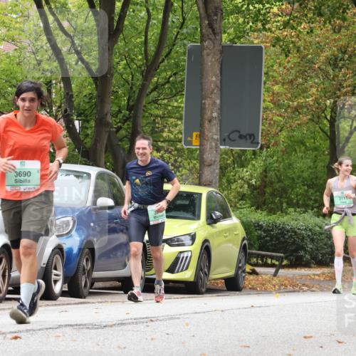 21.09.2025 - PSD Bank Halbmarathon Luisa Fischer http://msf.ph/oto/8921861 21.09.2025 12:06:56 Laufen 418, 3690, 32, 3111, 2956 meine-sportfotos.de