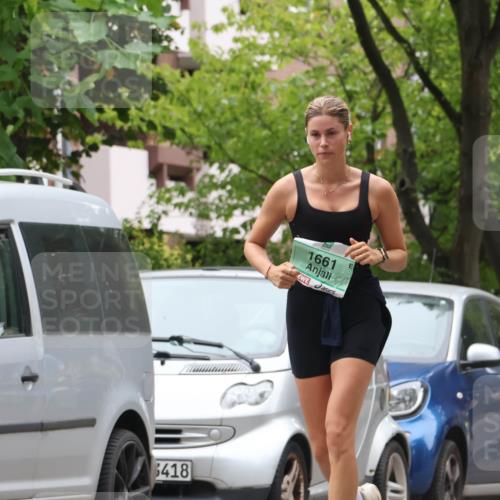21.09.2025 - PSD Bank Halbmarathon Luisa Fischer http://msf.ph/oto/8921923 21.09.2025 12:07:06 Laufen 418, 1661 meine-sportfotos.de