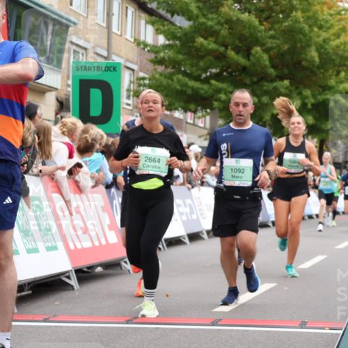 21.09.2025 - PSD Bank Halbmarathon Strokosch-Dieckow http://msf.ph/oto/8921924 21.09.2025 11:59:09 Ziel 1064, 1092, 1093, 1258, 2344, 2371, 2436, 2441, 2540, 2590, 2594, 2604, 2664, 3542, 3771 meine-sportfotos.de