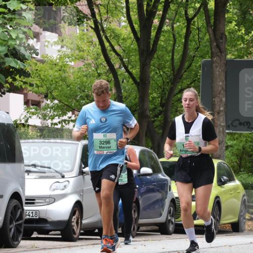 21.09.2025 - PSD Bank Halbmarathon Luisa Fischer http://msf.ph/oto/8921943 21.09.2025 12:07:11 Laufen 418, 3296 meine-sportfotos.de