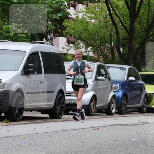21.09.2025 - PSD Bank Halbmarathon Luisa Fischer http://msf.ph/oto/8922008 21.09.2025 12:07:28 Laufen 6418, 3343 meine-sportfotos.de