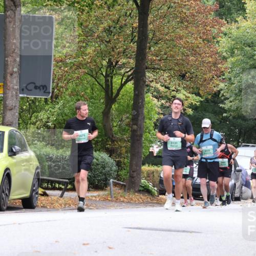 21.09.2025 - PSD Bank Halbmarathon Luisa Fischer http://msf.ph/oto/8922012 21.09.2025 12:07:30 Laufen 1675, 3131, 3333, 2882 meine-sportfotos.de