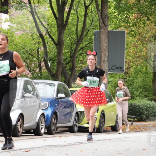 21.09.2025 - PSD Bank Halbmarathon Luisa Fischer http://msf.ph/oto/8922120 21.09.2025 12:07:55 Laufen 2887, 3418, 3740, 3683 meine-sportfotos.de