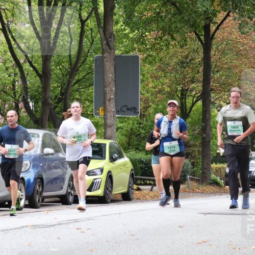 21.09.2025 - PSD Bank Halbmarathon Luisa Fischer http://msf.ph/oto/8922320 21.09.2025 12:09:03 Laufen 3418, 3227, 225, 1605, 1214, 1604 meine-sportfotos.de