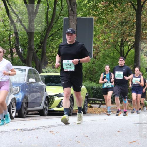 21.09.2025 - PSD Bank Halbmarathon Luisa Fischer http://msf.ph/oto/8922394 21.09.2025 12:09:20 Laufen 3418, 3305, 3694, 300, 3890, 3304, 2956, 3022 meine-sportfotos.de