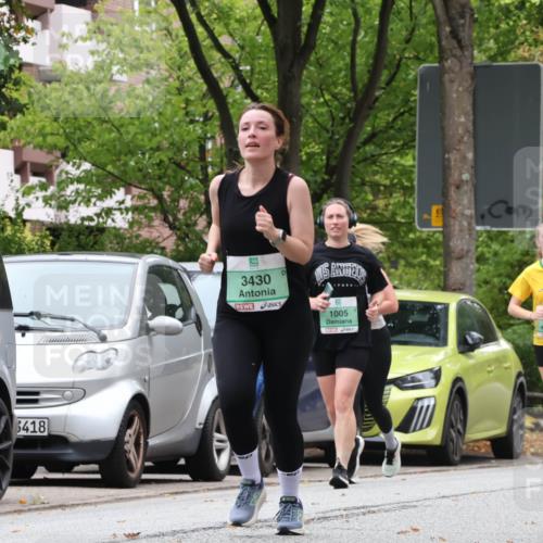 21.09.2025 - PSD Bank Halbmarathon Luisa Fischer http://msf.ph/oto/8922483 21.09.2025 12:09:37 Laufen 6418, 3430, 1005, 3644, 1012 meine-sportfotos.de