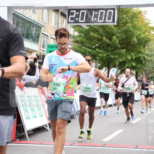 21.09.2025 - PSD Bank Halbmarathon Strokosch-Dieckow http://msf.ph/oto/8922555 21.09.2025 12:00:23 Ziel 1104, 1162, 1912, 1934, 2255, 2314, 2329, 2466, 2467, 2519, 2529, 2538 meine-sportfotos.de