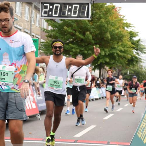 21.09.2025 - PSD Bank Halbmarathon Strokosch-Dieckow http://msf.ph/oto/8922558 21.09.2025 12:00:24 Ziel 1104, 1162, 1912, 1934, 2314, 2329, 2466, 2467, 2519, 2529, 2538 meine-sportfotos.de