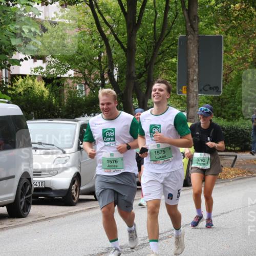 21.09.2025 - PSD Bank Halbmarathon Luisa Fischer http://msf.ph/oto/8922598 21.09.2025 12:10:16 Laufen 3368, 3418, 1576, 1575, 3762 meine-sportfotos.de