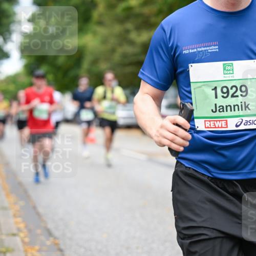 21.09.2025 - PSD Bank Halbmarathon Dr. Thomas Lammeyer http://msf.ph/oto/8922635 21.09.2025 10:42:05 Laufen 2025, 1929 meine-sportfotos.de
