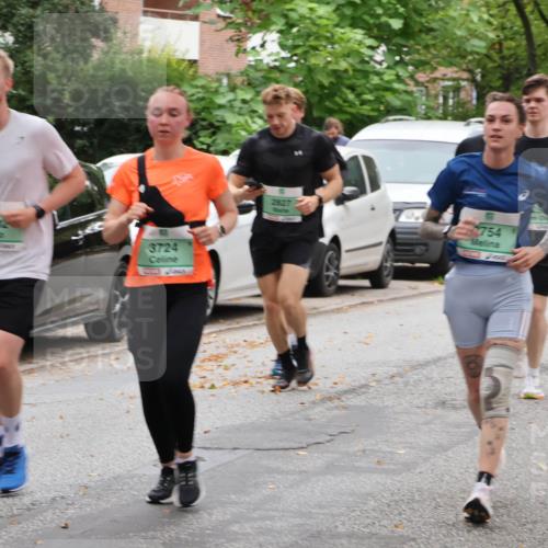 21.09.2025 - PSD Bank Halbmarathon Luisa Fischer http://msf.ph/oto/8922641 21.09.2025 12:10:43 Laufen 3602, 3724, 2827, 4754 meine-sportfotos.de