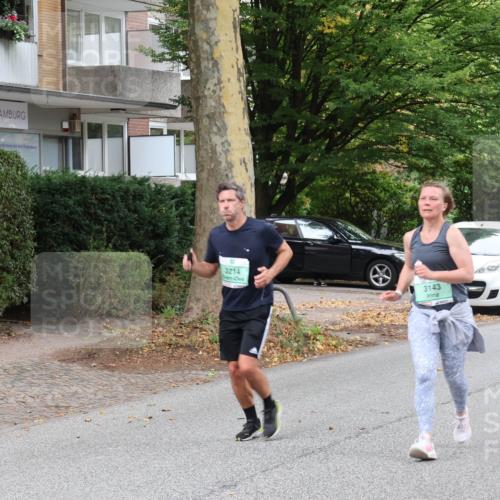21.09.2025 - PSD Bank Halbmarathon Luisa Fischer http://msf.ph/oto/8922706 21.09.2025 12:11:29 Laufen 3214, 5757, 3143 meine-sportfotos.de