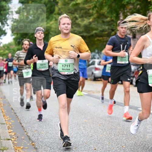 21.09.2025 - PSD Bank Halbmarathon Dr. Thomas Lammeyer http://msf.ph/oto/8922767 21.09.2025 10:42:12 Laufen 1814, 1711, 1250, 2677 meine-sportfotos.de