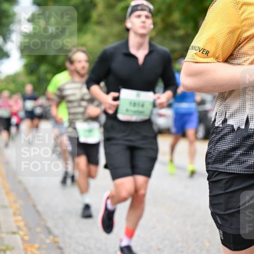 21.09.2025 - PSD Bank Halbmarathon Dr. Thomas Lammeyer http://msf.ph/oto/8922792 21.09.2025 10:42:14 Laufen 1711 meine-sportfotos.de