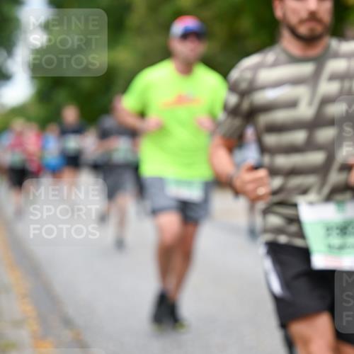 21.09.2025 - PSD Bank Halbmarathon Dr. Thomas Lammeyer http://msf.ph/oto/8922808 21.09.2025 10:42:15 Laufen  meine-sportfotos.de