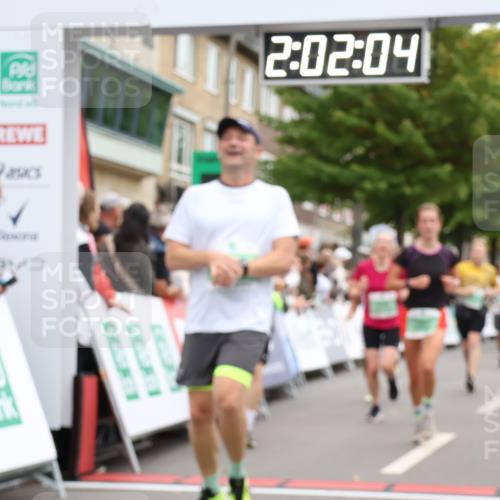 21.09.2025 - PSD Bank Halbmarathon Strokosch-Dieckow http://msf.ph/oto/8923042 21.09.2025 12:01:27 Ziel 1357, 1711, 2093, 2498, 2597, 2733, 2978, 3053, 3083, 3098, 3182, 3186, 3964 meine-sportfotos.de