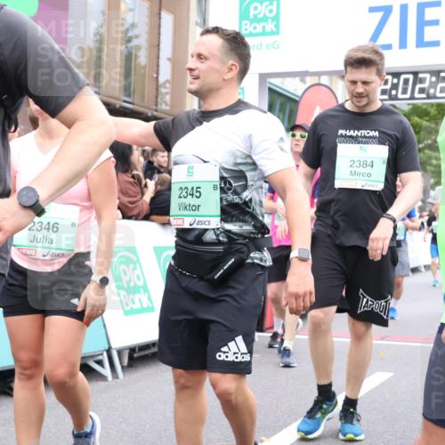 21.09.2025 - PSD Bank Halbmarathon Strokosch-Dieckow http://msf.ph/oto/8923204 21.09.2025 12:01:52 Ziel 1201, 1249, 2345, 2346, 2353, 2384, 2418, 2710, 2753, 2766, 2819, 2944, 2992, 3067, 3081, 3132, 3406, 3952 meine-sportfotos.de