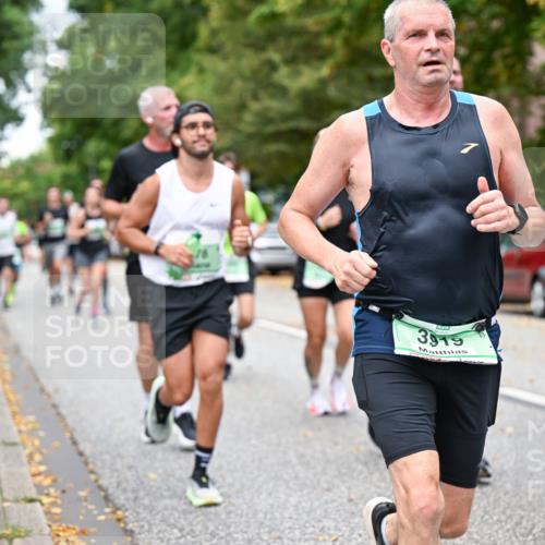 21.09.2025 - PSD Bank Halbmarathon Dr. Thomas Lammeyer http://msf.ph/oto/8923242 21.09.2025 10:42:39 Laufen 3919, 2332 meine-sportfotos.de