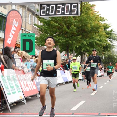 21.09.2025 - PSD Bank Halbmarathon Strokosch-Dieckow http://msf.ph/oto/8923355 21.09.2025 12:02:28 Ziel 1026, 1121, 3085, 3105 meine-sportfotos.de