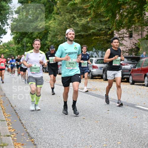 21.09.2025 - PSD Bank Halbmarathon Dr. Thomas Lammeyer http://msf.ph/oto/8923425 21.09.2025 10:42:50 Laufen 2301, 23, 2934, 3085, 3896, 4915 meine-sportfotos.de