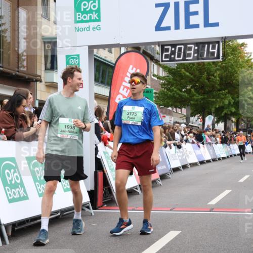 21.09.2025 - PSD Bank Halbmarathon Strokosch-Dieckow http://msf.ph/oto/8923443 21.09.2025 12:02:38 Ziel 1026, 1121, 1466, 1938, 3105, 3175 meine-sportfotos.de