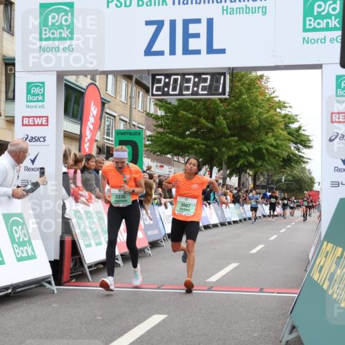 21.09.2025 - PSD Bank Halbmarathon Strokosch-Dieckow http://msf.ph/oto/8923461 21.09.2025 12:02:44 Ziel 1938, 3087, 3175 meine-sportfotos.de
