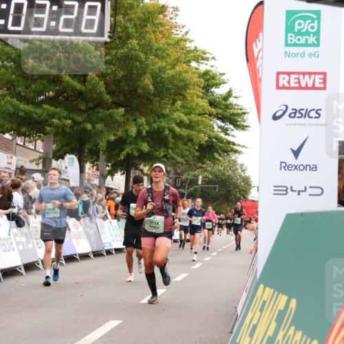 21.09.2025 - PSD Bank Halbmarathon Strokosch-Dieckow http://msf.ph/oto/8923528 21.09.2025 12:02:51 Ziel 2448, 3087, 3114, 3130 meine-sportfotos.de