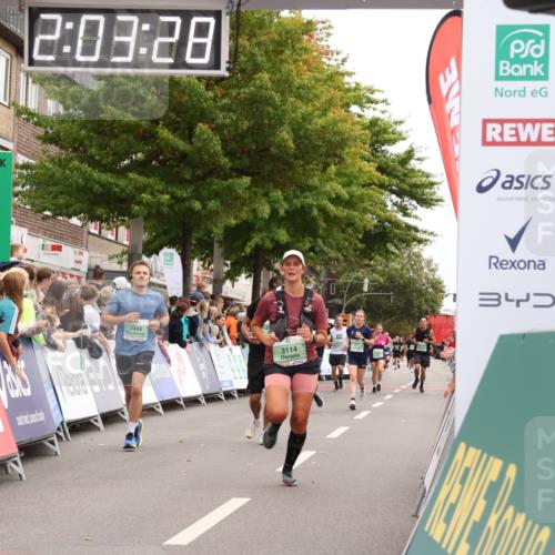21.09.2025 - PSD Bank Halbmarathon Strokosch-Dieckow http://msf.ph/oto/8923534 21.09.2025 12:02:52 Ziel 2448, 3087, 3114, 3130 meine-sportfotos.de