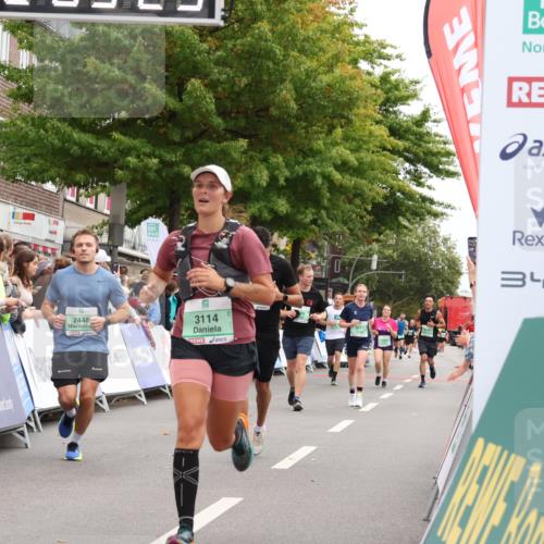21.09.2025 - PSD Bank Halbmarathon Strokosch-Dieckow http://msf.ph/oto/8923541 21.09.2025 12:02:53 Ziel 2448, 3114, 3130 meine-sportfotos.de