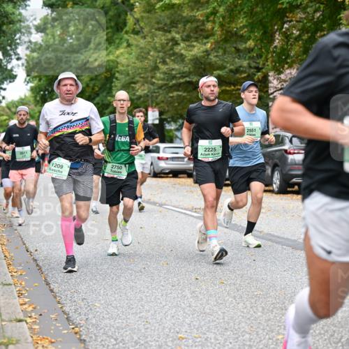 21.09.2025 - PSD Bank Halbmarathon Dr. Thomas Lammeyer http://msf.ph/oto/8923672 21.09.2025 10:43:02 Laufen 1001, 2225, 3911, 1209, 2750, 2551 meine-sportfotos.de