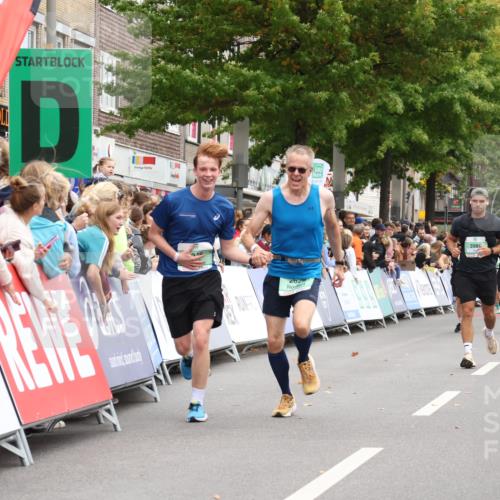21.09.2025 - PSD Bank Halbmarathon Strokosch-Dieckow http://msf.ph/oto/8923703 21.09.2025 12:03:09 Ziel 1574, 1685, 2629, 3418 meine-sportfotos.de