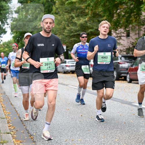 21.09.2025 - PSD Bank Halbmarathon Dr. Thomas Lammeyer http://msf.ph/oto/8923745 21.09.2025 10:43:06 Laufen 3911, 4062, 1724, 1133 meine-sportfotos.de